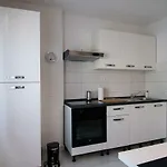 New Renovated 15 Min From On Foot * Pula