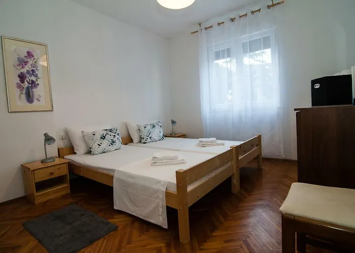 New Renovated 15 Min From On Foot * Pula